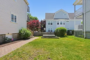 1536 Centre St, Boston, MA 02131 - Photo 34