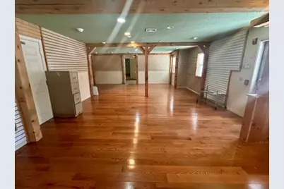 1105 Mohawk Trl, Shelburne, MA 01370 - Photo 10