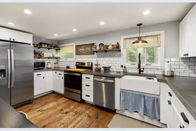106 Park Street, East Brookfield, MA 01515 - Photo 14