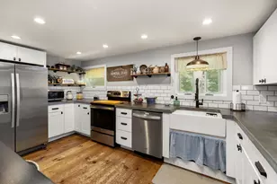 106 Park St, East Brookfield, MA 01515 - Photo 14