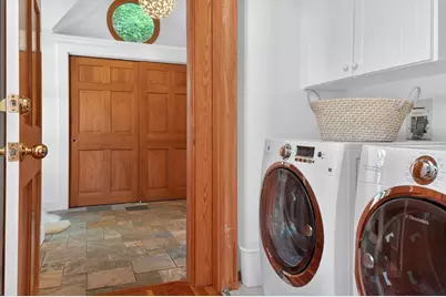 47 Longfellow Rd, Wellesley, MA 02481 - Photo 36