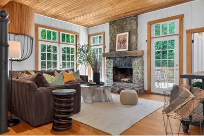 47 Longfellow Rd, Wellesley, MA 02481 - Photo 12