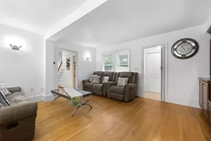 19 Elm Ct, Andover, MA 01810 - Photo 8