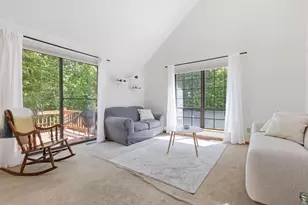 54 Perkins Ct, Haverhill, MA 01832 - Photo 6