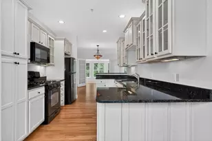 31 Sanctuary Ln, Hopkinton, MA 01748 - Photo 8
