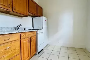 14 Palace Rd, Boston, MA 02115 - Photo 2
