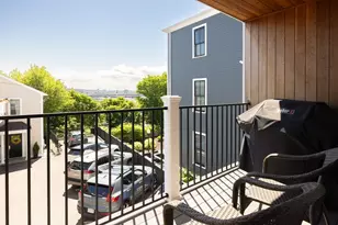 322 Bunker Hill St, Boston, MA 02129 - Photo 12