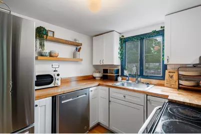 84 Windsor Ave, Swampscott, MA 01907 - Photo 6