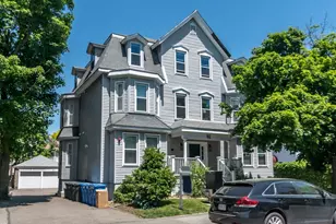 92 Brown St, Waltham, MA 02453 - Photo 2