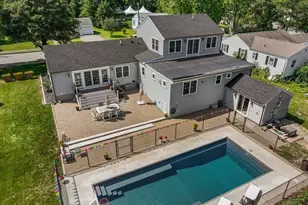 20 Blossom Rd, Braintree, MA 02184 - Photo 1