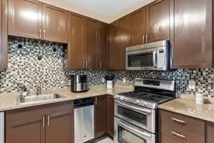 4 Harvest Dr, North Andover, MA 01845 - Photo 1