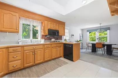 23 Gloria Circle, Burlington, MA 01803 - Photo 10