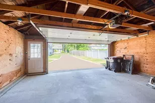 54 Verne St, Brockton, MA 02301 - Photo 24