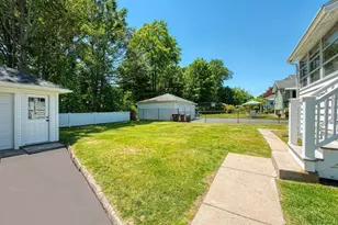54 Verne St, Brockton, MA 02301 - Photo 4