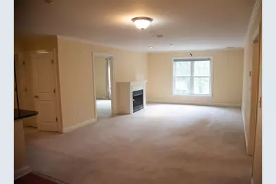 8 Crowninshield St #210, Peabody, MA 01960 - Photo 8