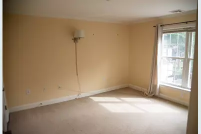 8 Crowninshield St #210, Peabody, MA 01960 - Photo 16