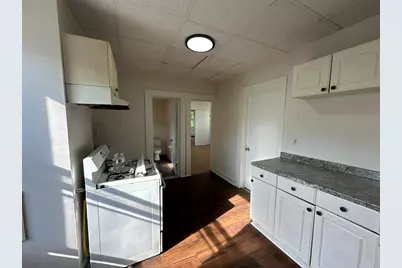 39 Louis St #2, Chelsea, MA 02150 - Photo 2