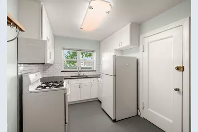 19 Alton Court #1, Brookline, MA 02446 - Photo 8