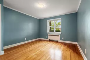 19 Alton Ct, Brookline, MA 02446 - Photo 12