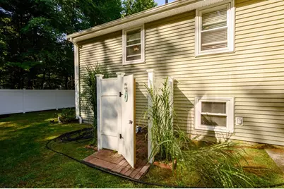 258 State St, Hanson, MA 02341 - Photo 30