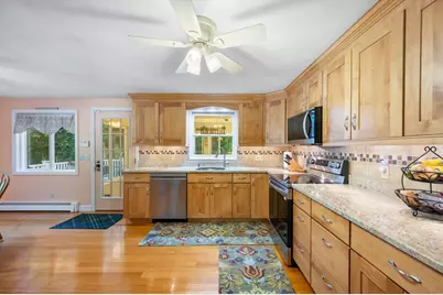 258 State St, Hanson, MA 02341 - Photo 8