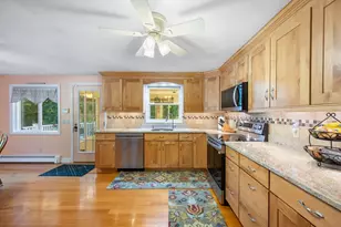 258 State St, Hanson, MA 02341 - Photo 8