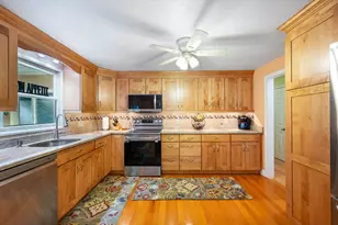 258 State St, Hanson, MA 02341 - Photo 12