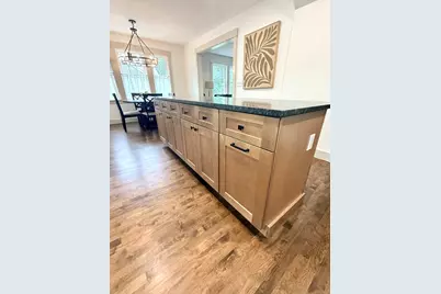 7 Albemarle St, Worcester, MA 01605 - Photo 8