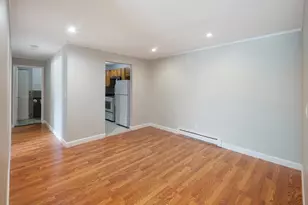 9 Weld St, Framingham, MA 01702 - Photo 4