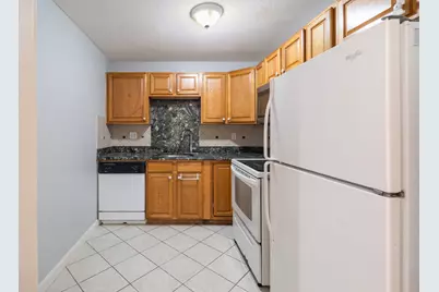 9 Weld St #14, Framingham, MA 01702 - Photo 6
