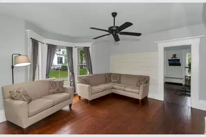 20 Worcester St, Grafton, MA 01519 - Photo 14