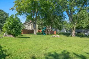 20 Worcester St, Grafton, MA 01519 - Photo 38