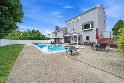 12 Thomas Cir, Stoneham, MA 02180 - Photo 28