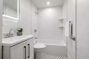 85 School St, Boston, MA 02129 - Photo 12