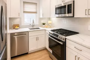 85 School St, Boston, MA 02129 - Photo 4