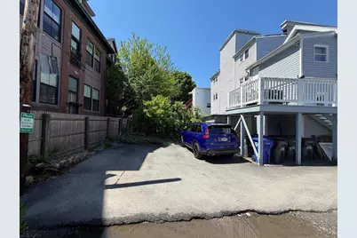 927 Broadway, Chelsea, MA 02150 - Photo 4