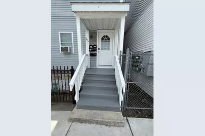 927 Broadway, Chelsea, MA 02150 - Photo 2