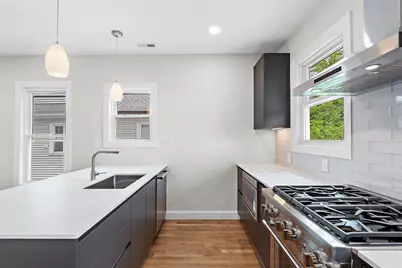 12 Foskett St #2, Somerville, MA 02144 - Photo 10