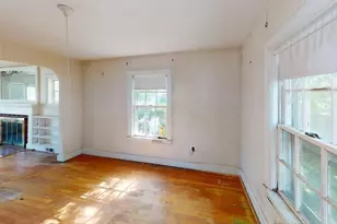 54 Oxford St, Fairhaven, MA 02719 - Photo 12