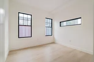 387 Norfolk St, Cambridge, MA 02139 - Photo 10