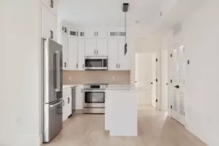 387 Norfolk St, Cambridge, MA 02139 - Photo 4