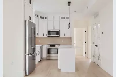 387 Norfolk St #2, Cambridge, MA 02139 - Photo 4