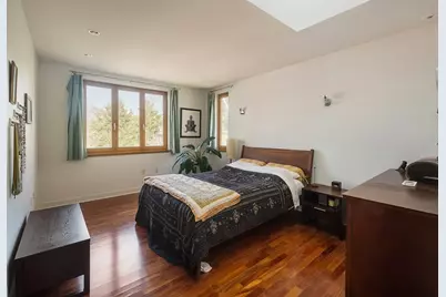 10 Newell St, Cambridge, MA 02140 - Photo 22