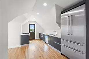 12 Foskett St, Somerville, MA 02144 - Photo 12
