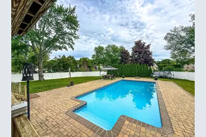 31 Jefferson Rd, Northborough, MA 01532 - Photo 2