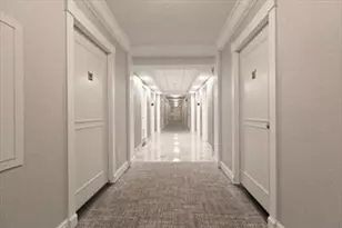 2 Hawthorne Pl, Boston, MA 02114 - Photo 20