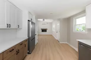 42 Pratt St, Brockton, MA 02302 - Photo 8