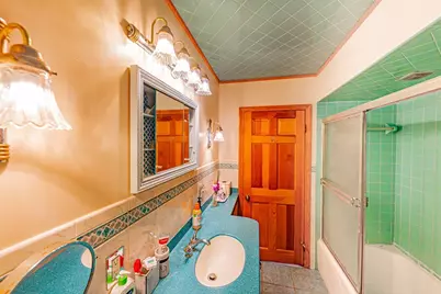 33 Olive St, Revere, MA 02151 - Photo 14