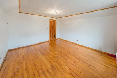 33 Olive St, Revere, MA 02151 - Photo 18
