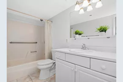1731 Beacon #202, Brookline, MA 02445 - Photo 8